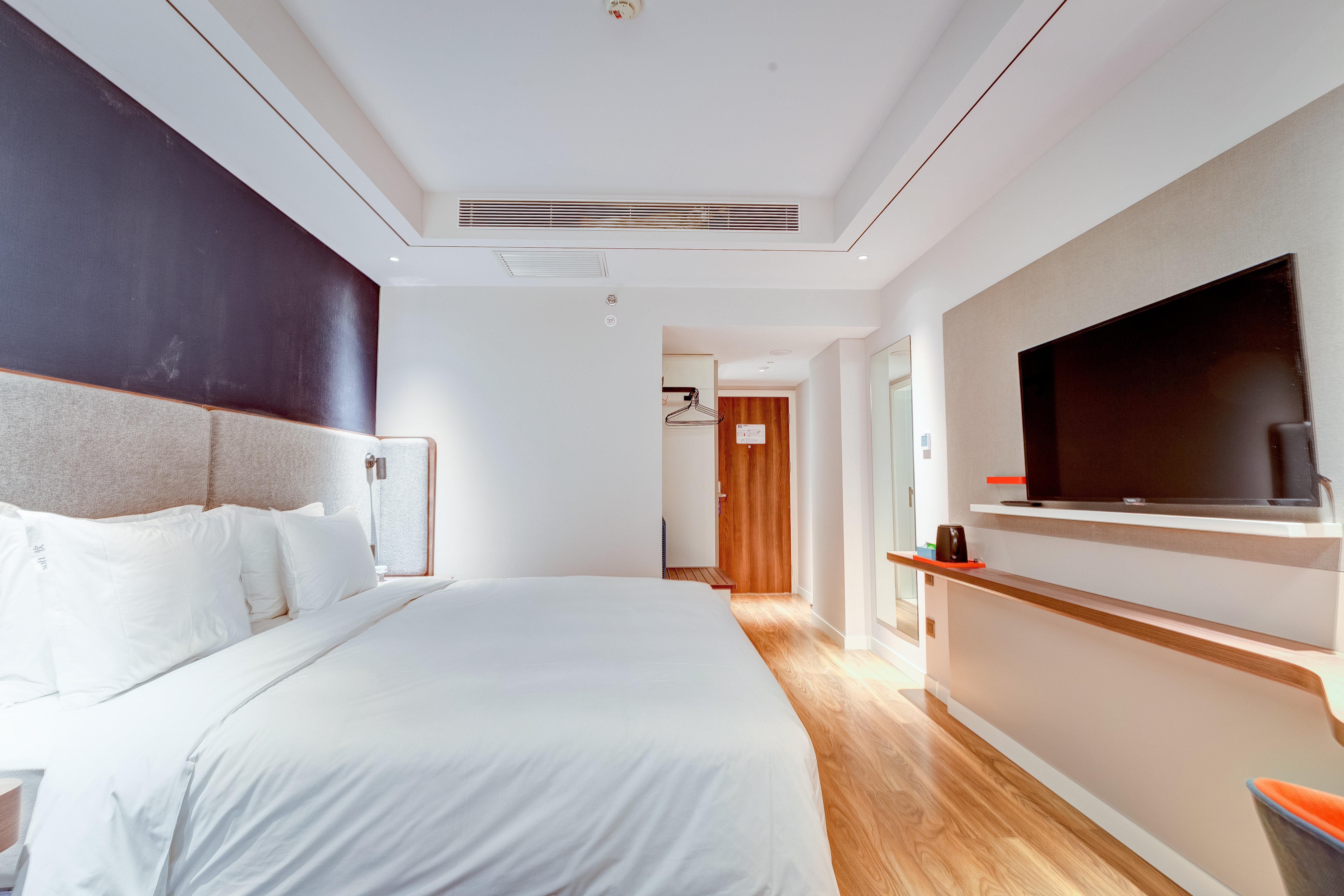 Holiday Inn Express Xi'An Bell Tower By Ihg Exterior photo