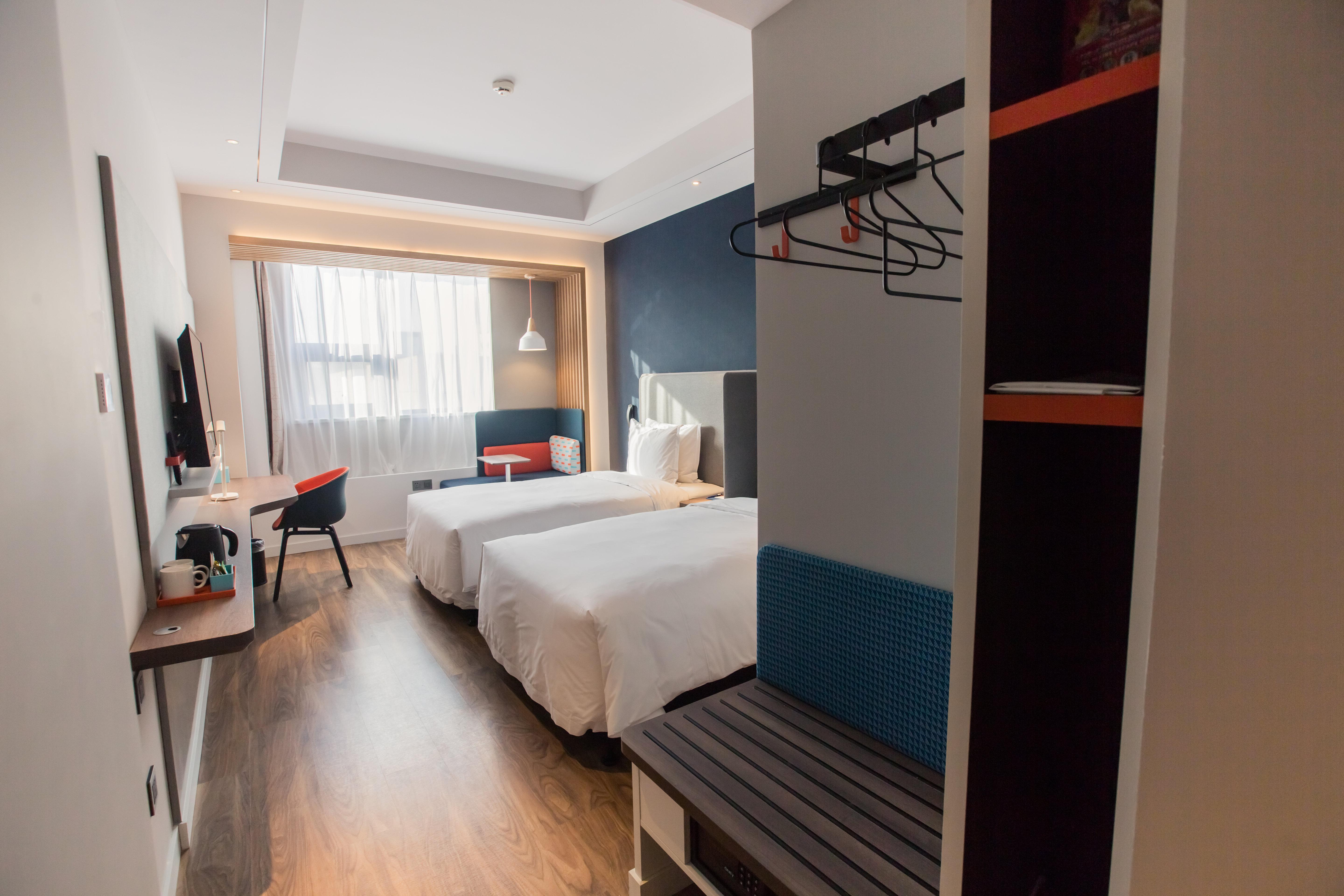 Holiday Inn Express Xi'An Bell Tower By Ihg Exterior photo